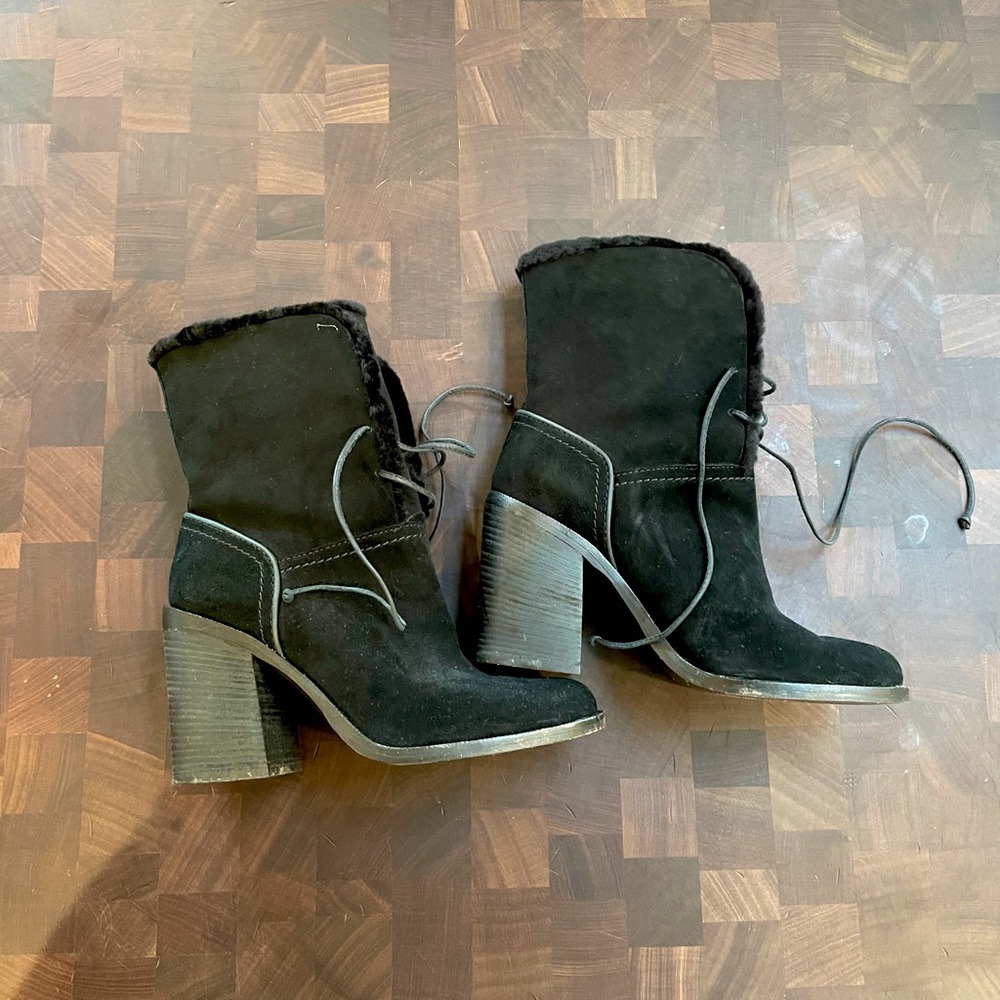 UGG Black Suede Lace-Up Heeled Ankle Boots